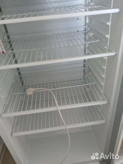 Холодильник бу маленький