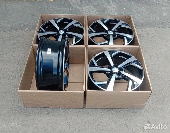 Диски R18 на Mitsubishi Outlander ASX Eclipse