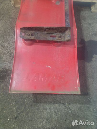 Дефлектор (обтекатель) кабины правый MAN TGA 2006