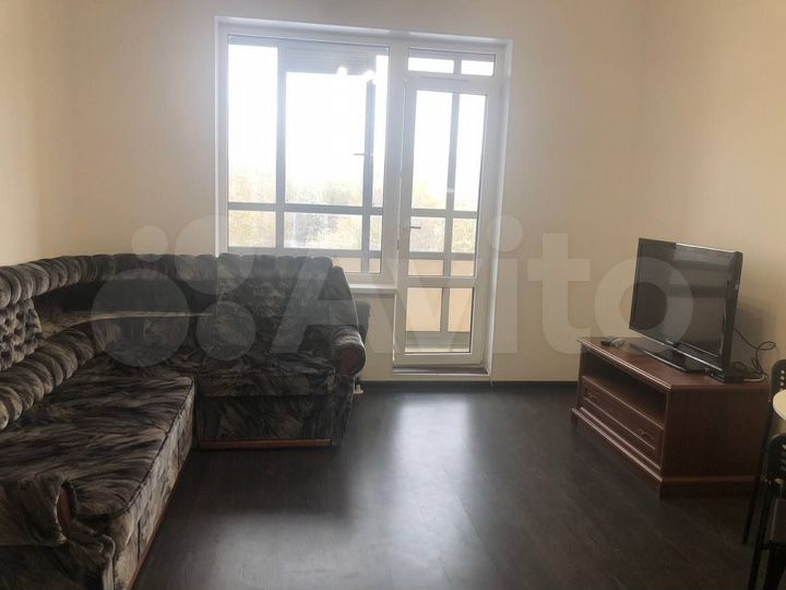 1-к. квартира, 40 м², 4/5 эт.