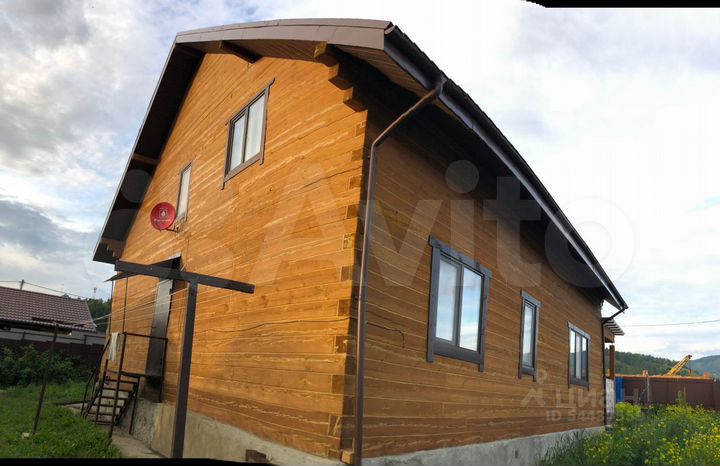 Коттедж 310 м² на участке 10 сот.