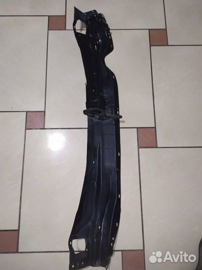 Водосток Toyota Corolla 2011