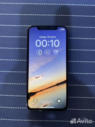 iPhone Xr, 64 ГБ