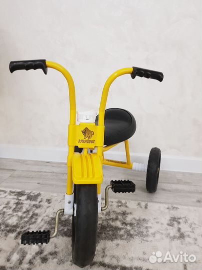 Детский трехколесный велосипед