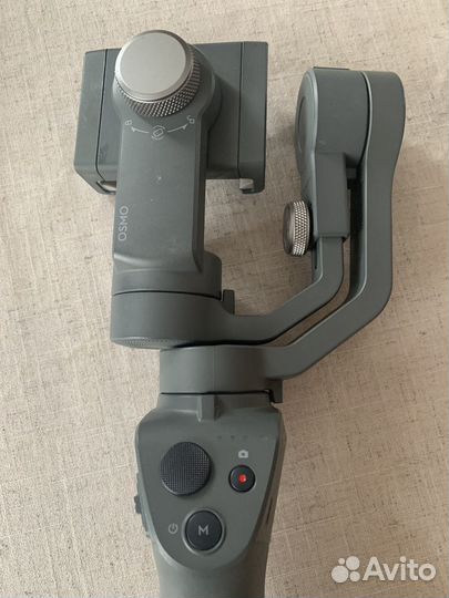 Стабилизатор для телефона трехосевой dji osmo