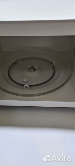 Микроволновая печь хундай 25 л (с грилем) бу