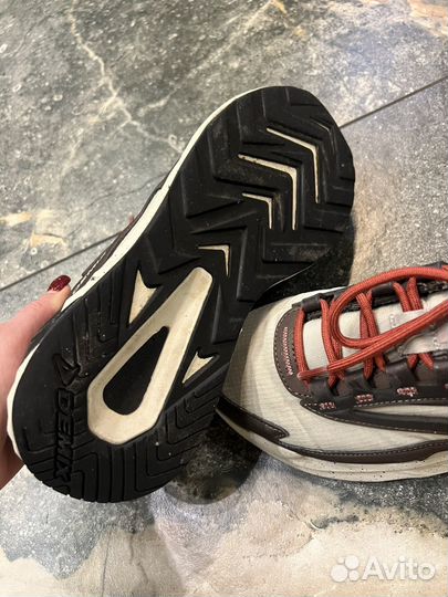 Кроссовки Demix 38