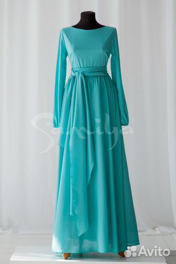 Платье на никах