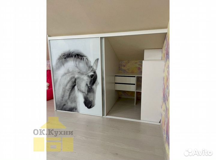 Шкаф распашной