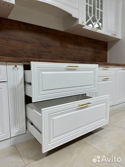 Кухонный гарнитур Наоми 4.80