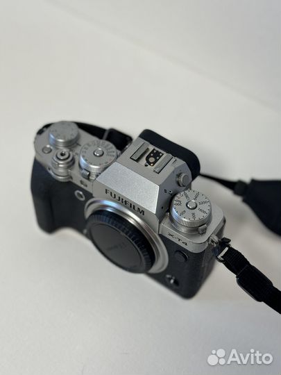 Fujifilm x t4 body silver