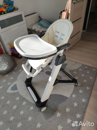 Столик для кормления