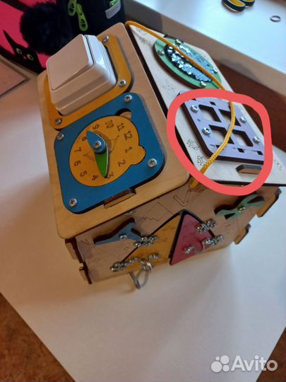 Бизиборд домик