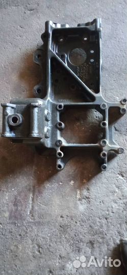 Кронштейн рамы передний левый MAN TGX 2008