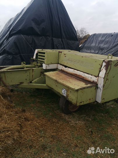 Пресс-подборщик Fortschritt К-454, 1995