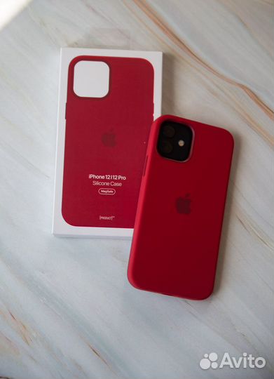 Чехлы для iPhone 12 с MagSafe