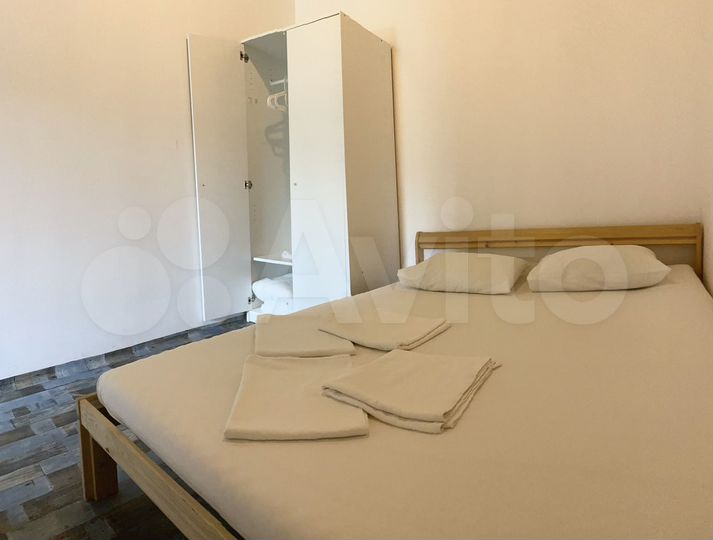 Комната 35 м², 1/2 эт.