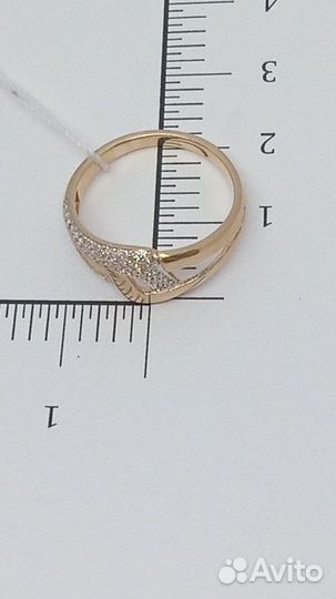 Золотое кольцо с фианитом 18р