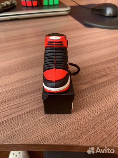 Чехол для наушников airpods