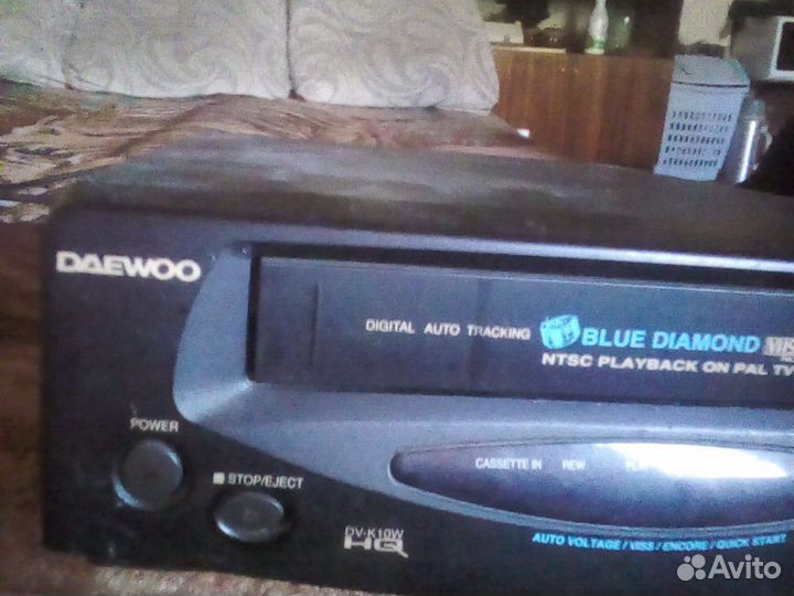 Видеомагнитофон