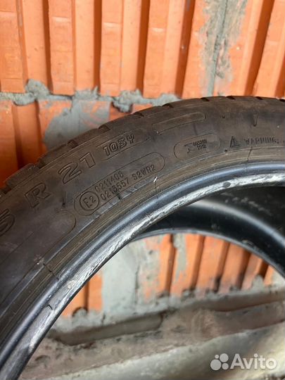 Michelin Latitude Sport 3 265/40 R21 и 295/35 R21 103Y