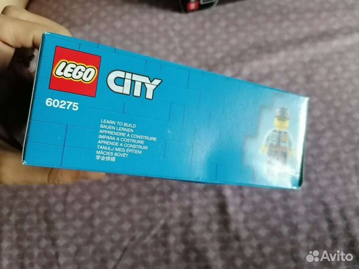 Lego 60275