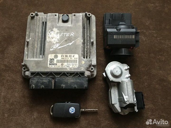 Блок управления эбу 074906032AF VW Crafter 2.5 TDI