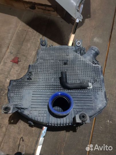 Корпус воздушного фильтра логан1 рено