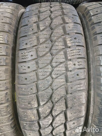 Шипованные шины б/у 215/65 R16C Kormoran Vanpro