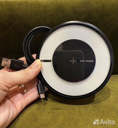 Беспроводная зарядка Nillkin Magic Disk 4
