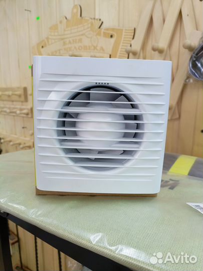 Вентилятор осевой Optima 4