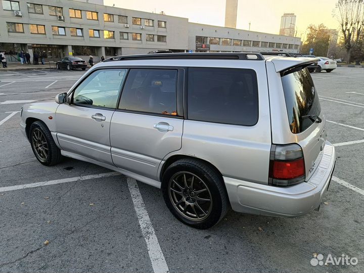 Subaru Forester 2.0 AT, 1999, 315 000 км