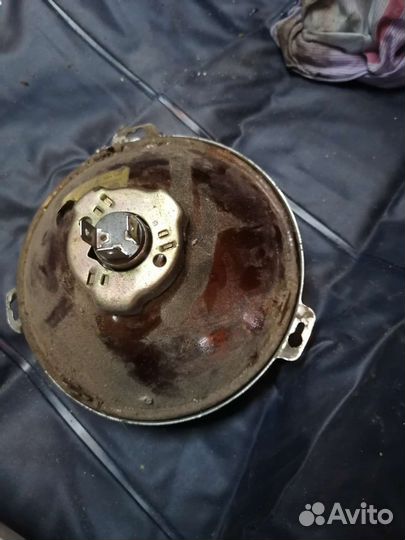 Передняя фара ваз 2106