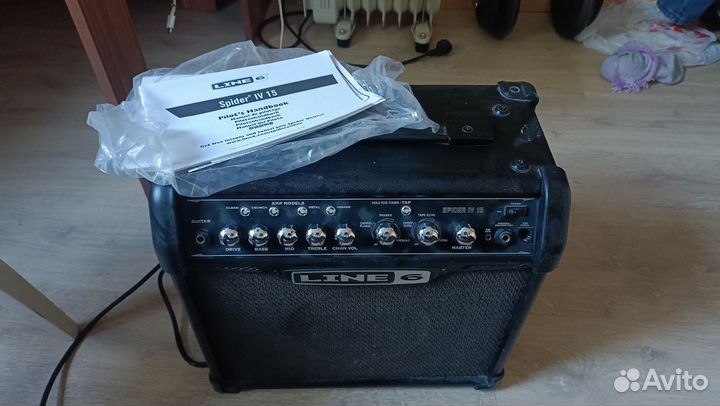 Гитарный комбоусилитель