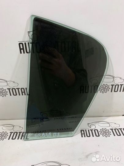 Стекло двери заднее правое Opel Corsa D Z12XEP