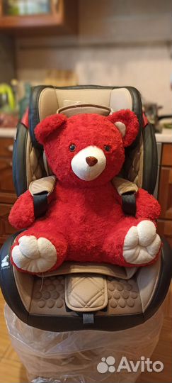 Новое детское автокресло. Для детей 9-36 кг