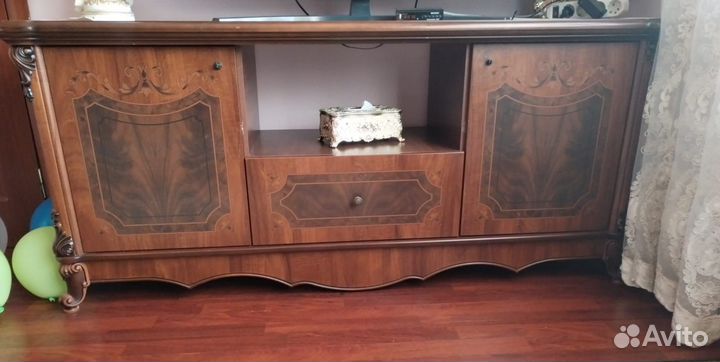 Тв тумба. Приходая. Спальня. Детская кровать