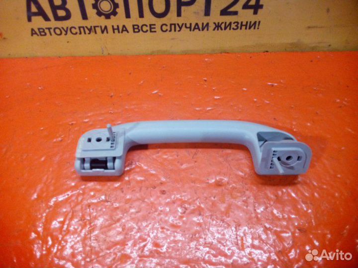 Ручка внутренняя потолочная передняя правая