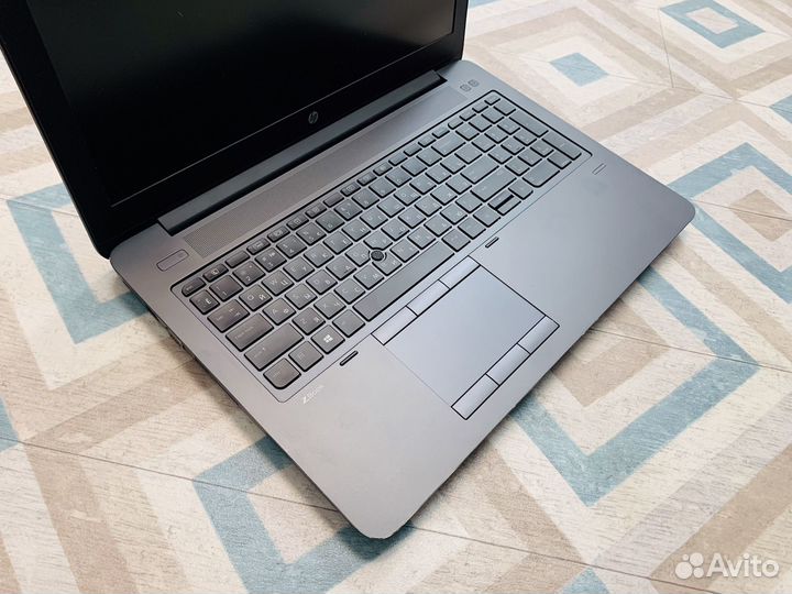 Ноутбук HP ZBook 32/512