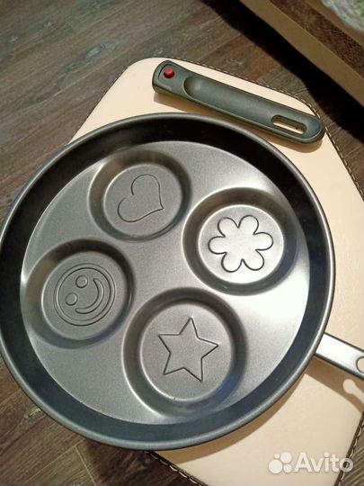 Сковорода,форма для оладьев, силиконовый дуршлаг
