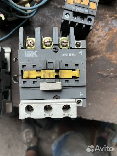 Контактор IEK-46512