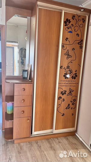 Шкаф в прихожую