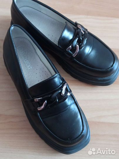 Лоферы для девочки, 33 размер