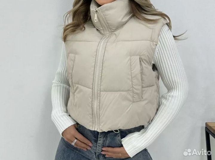 Жилетка женская укороченная