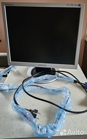 Монитор samsung syncmaster 913 N