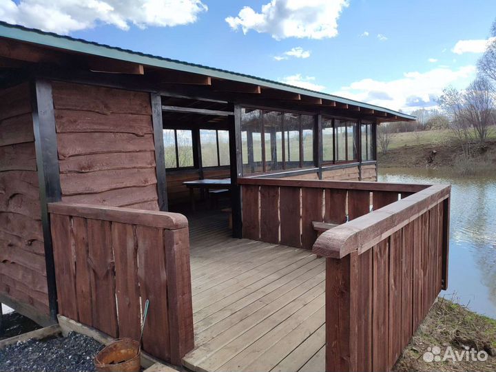 Большая веранда, беседка в аренду на воде