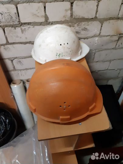 Каски строительные (б/у)