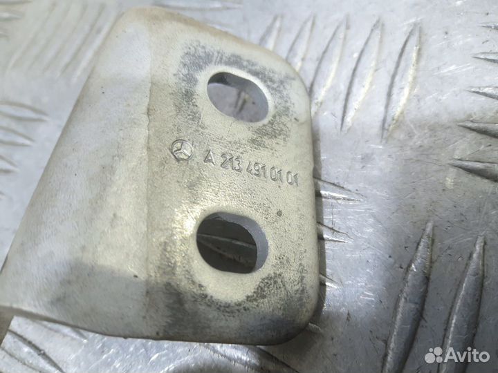 Б/У Кронштейн глушителя#001