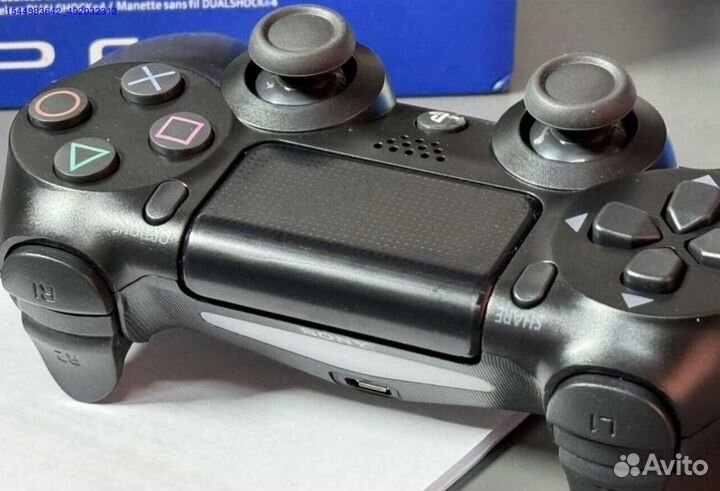 Dual Shock 4: джойстик для настоящих геймеров PS4