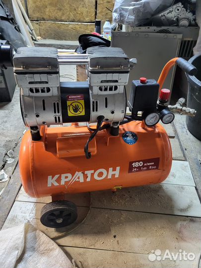 Компрессор воздушный 220в